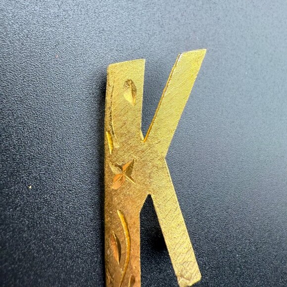 Vintage Mamselle Golden Letter “K” Floral Pin Brooch Textured Finish Jewelry Acc - Picture 2 of 5
